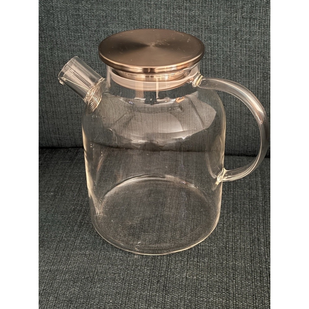 Pair of Glass Pitchers + Lids for Tea, Juice, Water More Tea Party Entertaining
